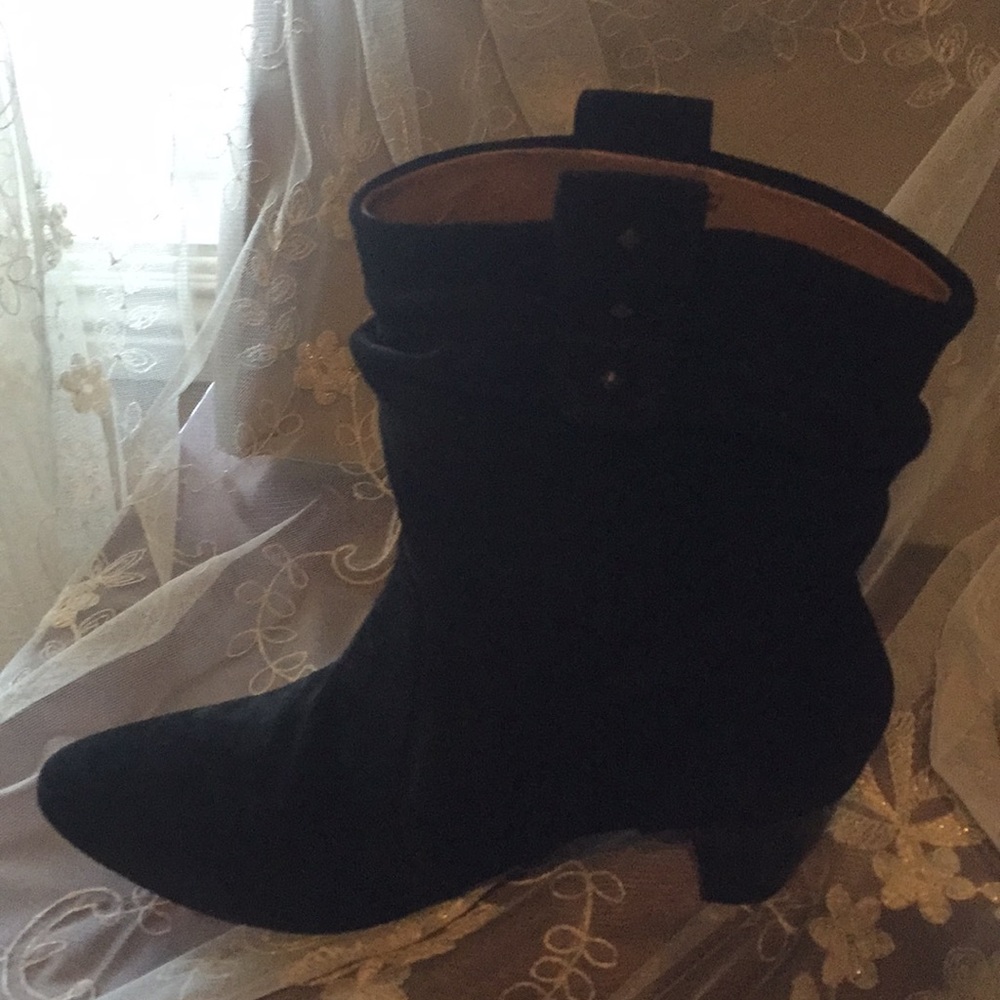 Easyspirit intoucht black suede boots